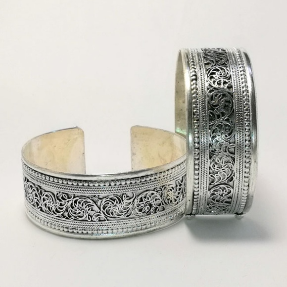 Tibetan Style Unisex Adjustable Bracelet - Picture 3 of 3